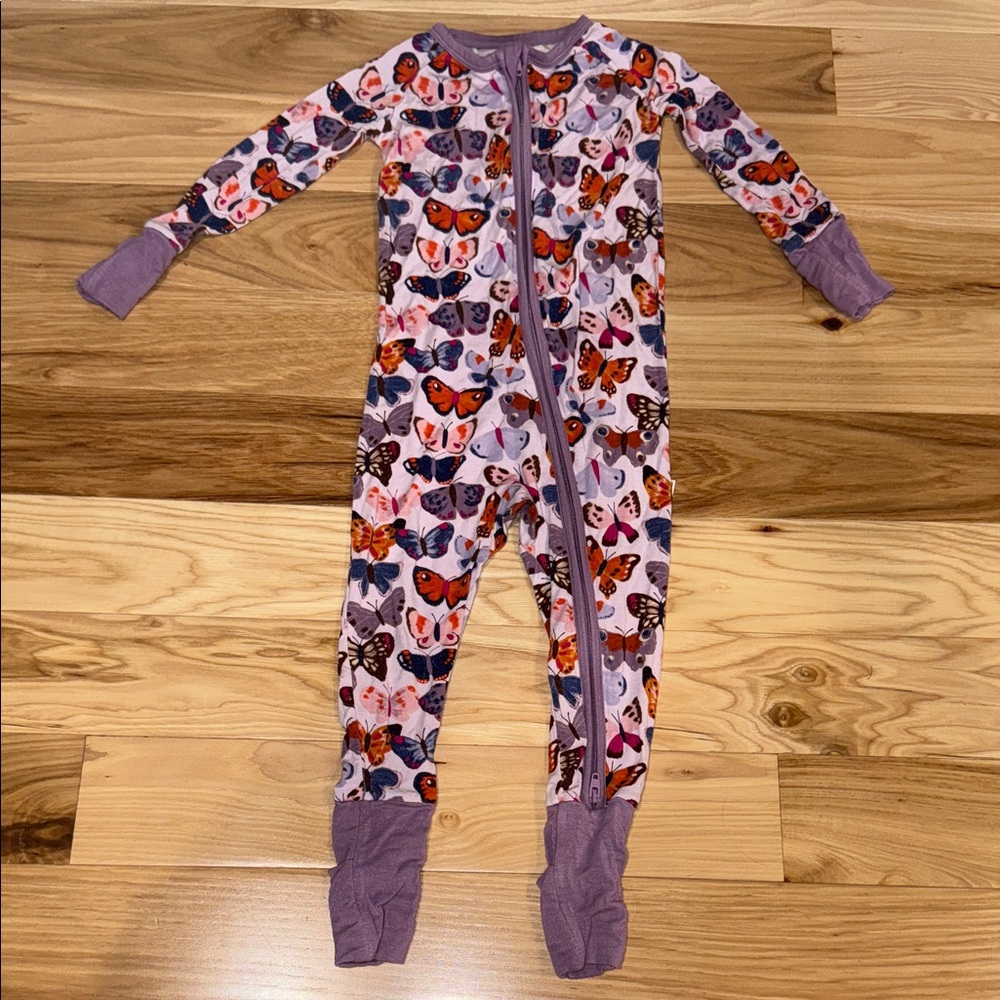 Little Sleepies Zippy {Butterfly Kisses}